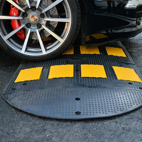 Premium Rubber Speed Hump